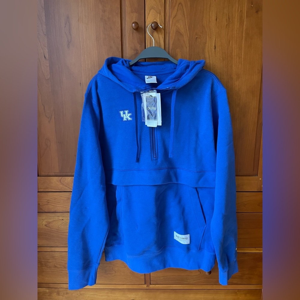 Men’s Nike Royal Kentucky Club Half-Zip Hoodie. Size Small